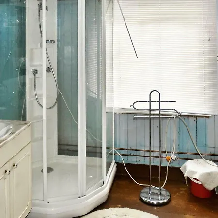 Three-bedroom Holiday In Fevag